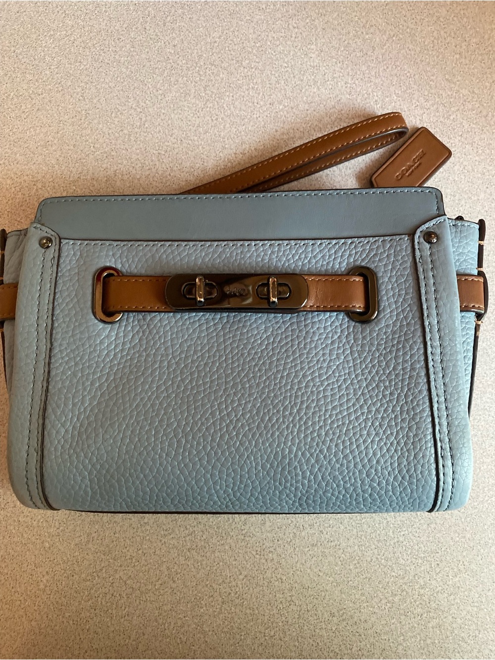 Coach Swagger Wristlet/Crossbody Bag - Picture 5 of 17